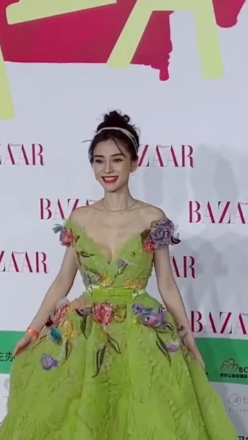 angelababy一袭镂空绿裙,性感靓丽,有喜欢她的吗?关注133天前