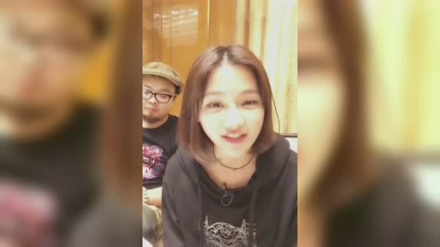 Miss直播唱凉凉和暖暖 若风变身小迷弟尖叫连连免费观看