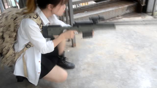 COS短剧刺激连连座：八倍镜的妙用免费观看