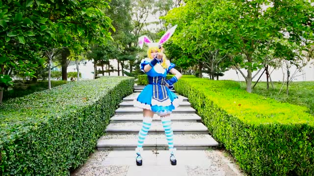 王者荣耀版广场舞 妲己爱丽丝情人节之吻免费观看