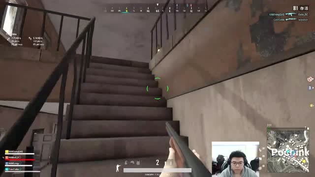 藏在小房间的惊喜韦神差点吓一跳，别以为跪着就没事免费观看