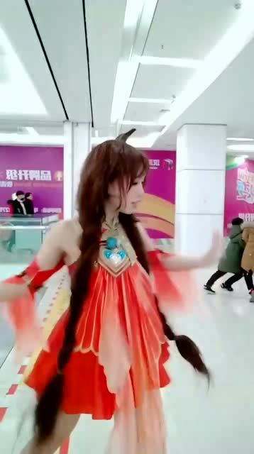 大乔商场跳琵琶行，这么可爱的大乔你喜欢吗？免费观看