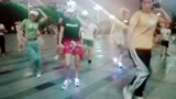 爵士舞风格的鬼步舞《帅帅辉辉》