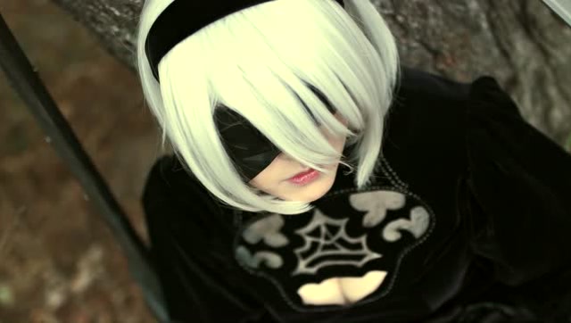 2B姐姐角色扮演，衣服不错，挺像的免费观看