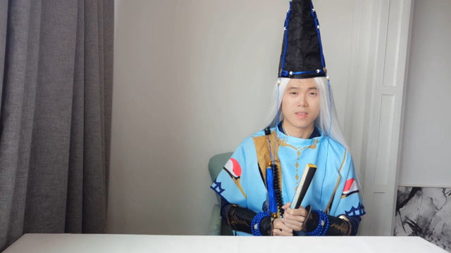 阿玛君劳模式神评选免费观看