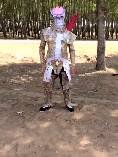 猜猜他是王者荣耀里的谁？免费观看