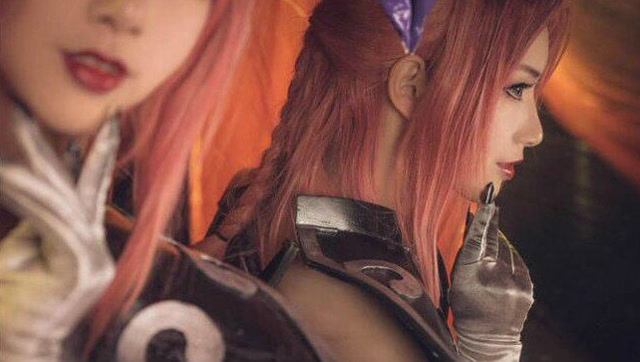 她cos王者荣耀第一胸芈月，这不就是牛魔王夫人吗!免费观看