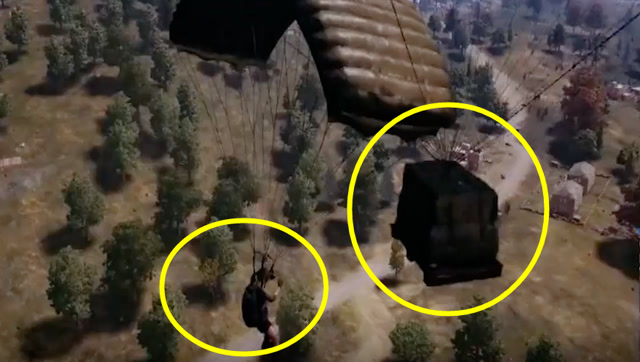 绝地求生：跳伞2W次，终于在空中捡到1个空投，居然能这么肥？免费观看