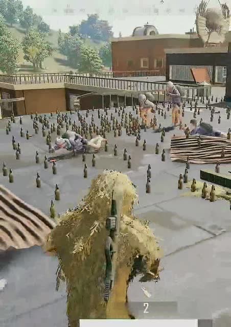 绝地求生：1000颗燃烧瓶绝望吧免费观看