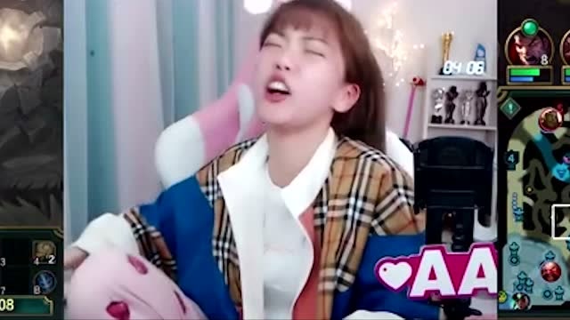 对面是代练？我也是怕什么！免费观看