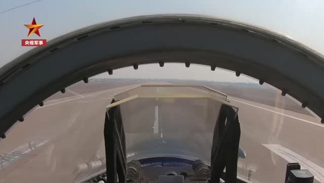 酷!65秒帶你看空軍航空兵某旅的突防突擊訓練