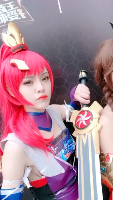 王者荣耀：花木兰cosplay好有气质免费观看