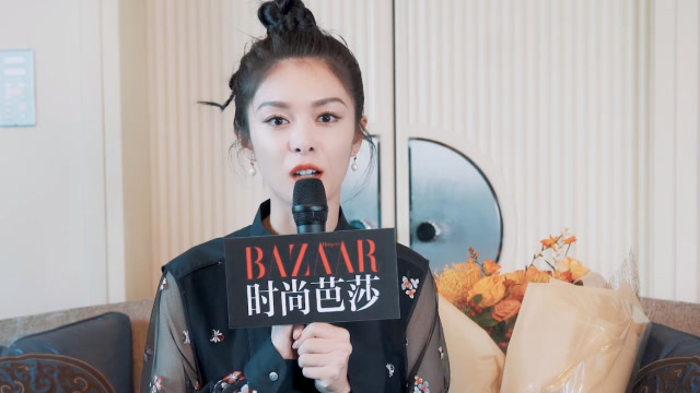 火箭少女101傅菁化身TORY BURCH一日店長