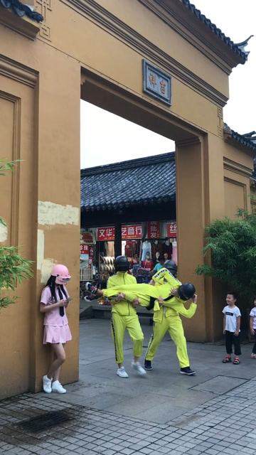 你们都有多久没出门了？免费观看