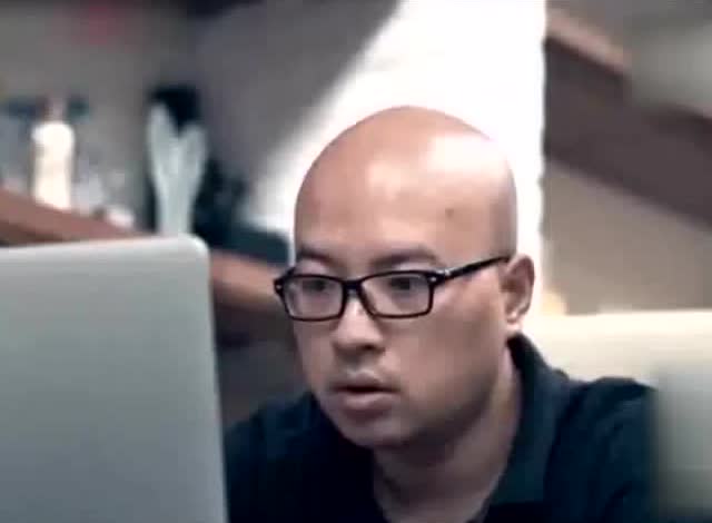 听一本正经的叫兽易小星胡说八道光头版吴彦祖