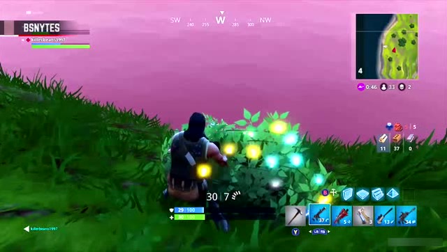 堡垒之夜搞笑失败时刻，小心草丛免费观看