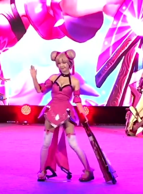 王者荣耀真人版还原，这个甄姬漂亮免费观看