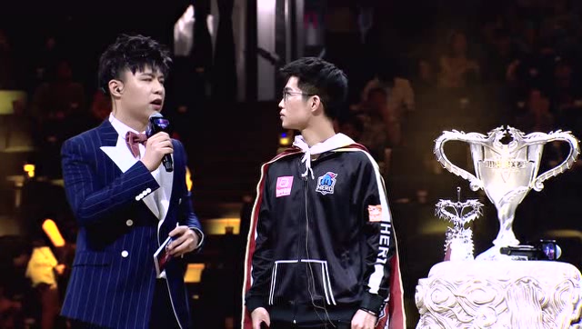 [FMVP采访]Hero久诚：感谢父母让我投身电竞免费观看