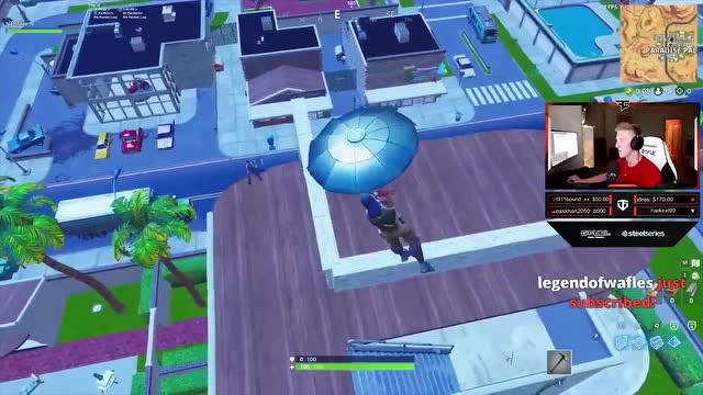 这裂缝是在玩我吗，早不消失晚不消失，我一踩上去就消失了免费观看