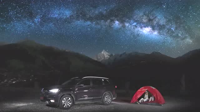 全新一代瑞虎8 第二排座椅100%平整放倒 靈活空間盡情享受