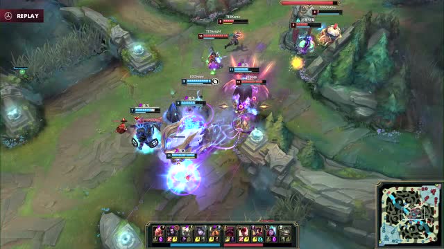 双方中路开团，TES打出1换2，顺势拿下第三条风龙免费观看