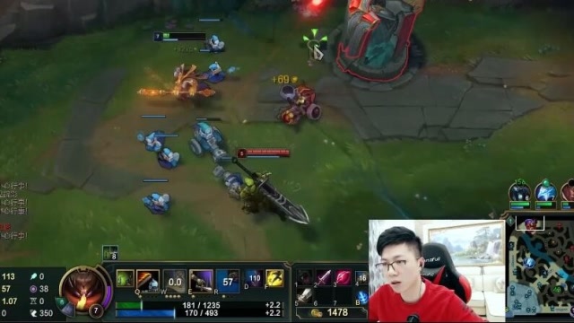 路人王 第一贾克斯丝血秀满血 虎神这波细节真完美免费观看