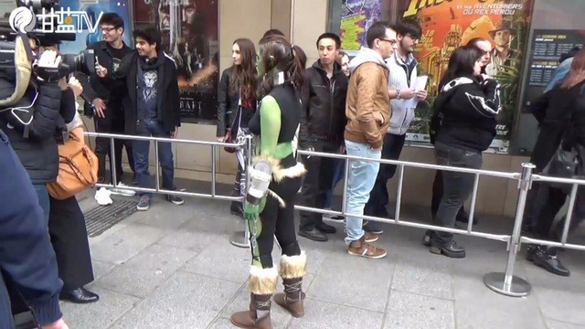 魔兽电影全球首映第二发：迦罗娜你是不是觉得冷免费观看