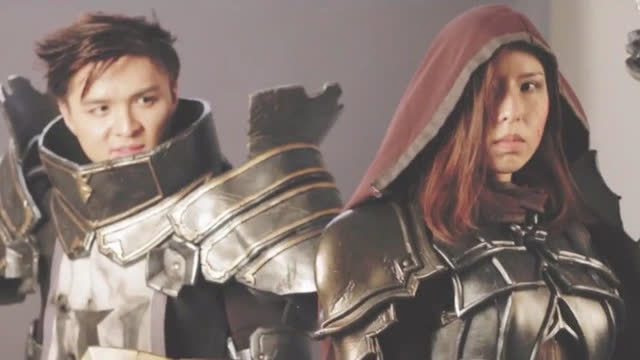 两玩家在《暗黑破坏神3》中相识并结婚 拍游戏主题婚纱照免费观看