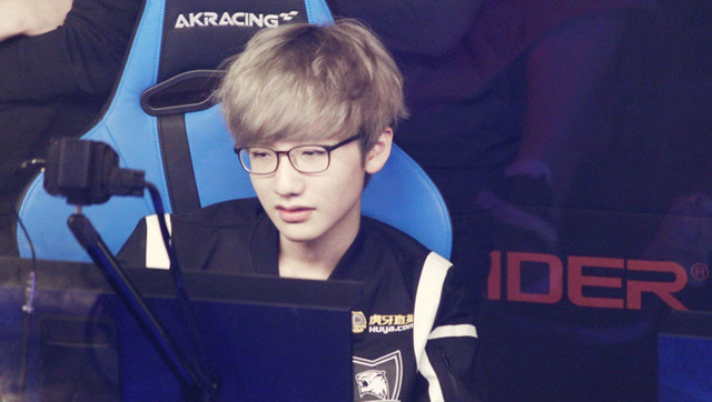 SKT小花生一战封神，世界最强李青实至名归免费观看