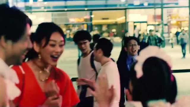 《勇者斗恶龙VR》第二段真人短片 白领女仆配合打怪免费观看