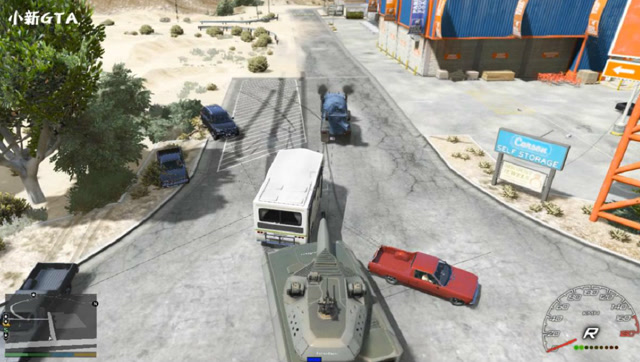 GTA5 坦克用钢索能拖动几辆汽车，结果果然没让人失望免费观看