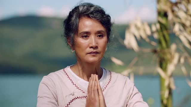 徐浩宁去田地帮忙,被傣族人万物有灵的信仰所感动到了