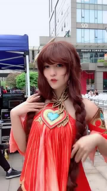 真人版的大乔，看完之后不想玩这个人物了！免费观看