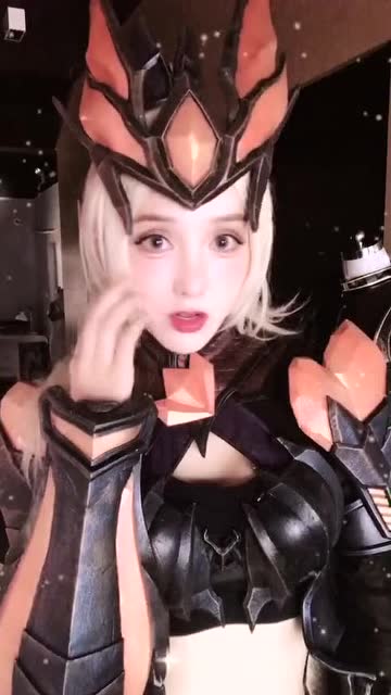 王者荣耀：好好看看花木兰的眼睛免费观看