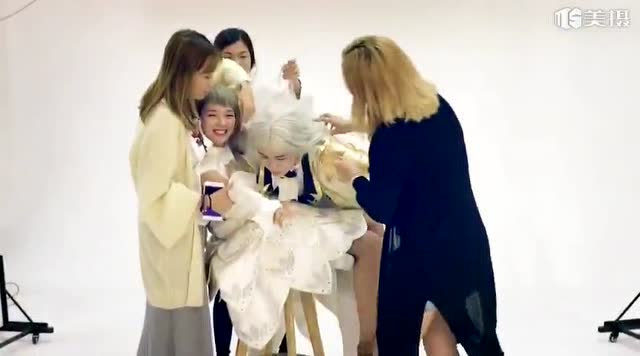 青少年王者荣耀cosplay夫妻档，周瑜小乔的辛酸苦辣免费观看