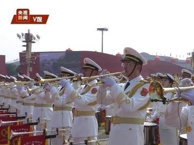 最強背景音樂丨軍樂團演奏《人民軍隊忠於黨》