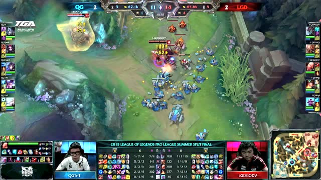 LPL百大经典战役精选：Doinb狭路相逢GODV免费观看