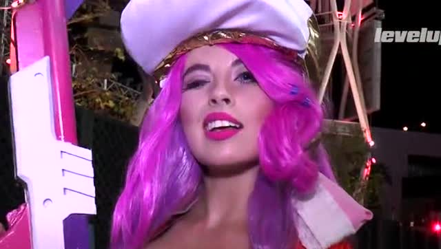 S6决赛Cosplay安妮超级可爱舔屏中莫打扰免费观看