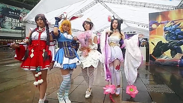 王者荣耀：广东省城市赛COS现场，求求你把我的眼睛还给我免费观看