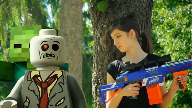 我的世界：真人版 少女 VS 小僵群，搞笑动画免费观看