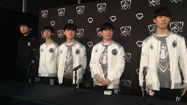 IG群访-rookie：冠军梦很蠢！S8中单对线没有很强的对手免费观看