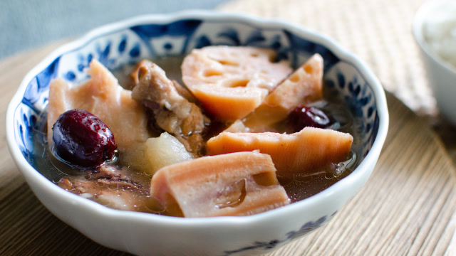 秋天一定要喝這碗湯,清甜暖胃又營養,還能防燥潤肺!