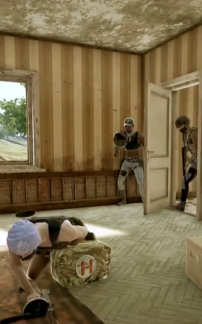 一个平底锅解决三个人，只怪他们太贪心！免费观看