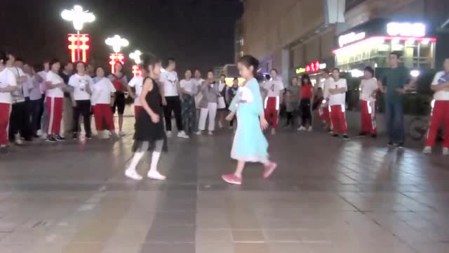 鬼步舞双人对跳最劲爆-鬼步舞教学基础舞步