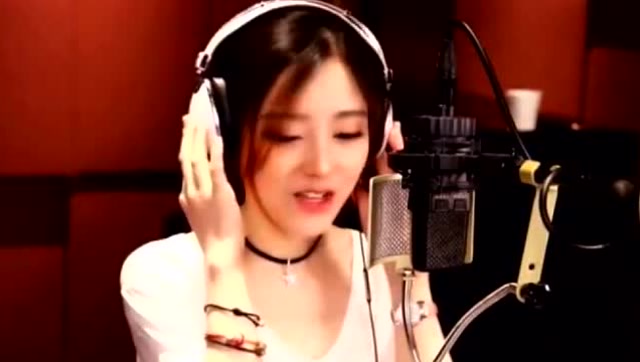 斗鱼熊猫花旦合唱《最初的梦想》，为WE打气，LPL加油免费观看