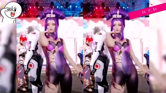 最近超火的cosplay神曲，引起了新的热度，迅速刷屏！免费观看