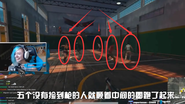 世界第一女狙神学校刚枪，找人半天看到奇葩一幕，嘴巴都笑歪了！免费观看