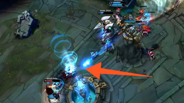 LOL没见过这么嚣张的亚索，跑到敌方高地塔下瞬间三杀免费观看