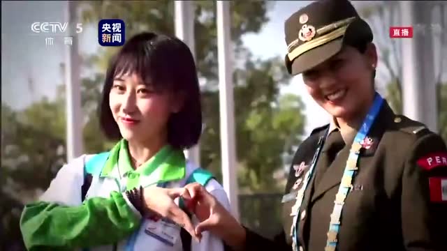 軍運會專門放視頻感謝志願者 轉起 感謝每一位志願者 軍運會