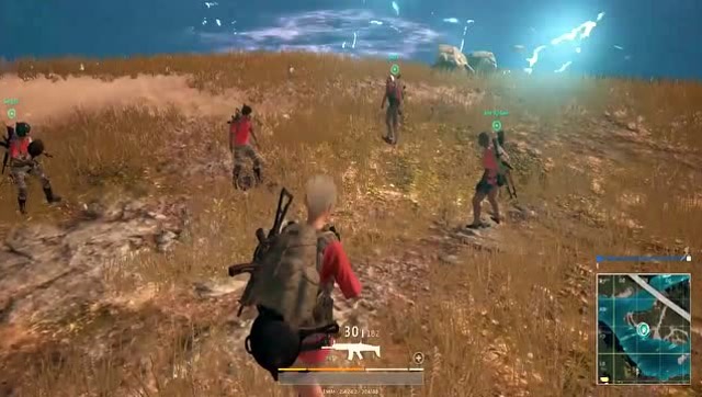 绝地求生：国外玩家冒充中国红衣军，在决赛圈差点被折磨哭了！免费观看